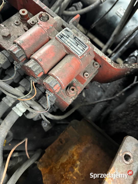 części wózek widłowy rozdzielacz 3sekcyjny LINDE diesel