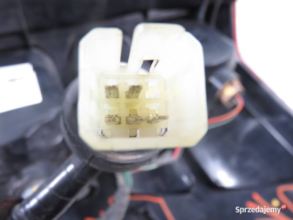 LAMPA LEWA TYLNA SUZUKI GRAND VITARA II osobowe sprzedam