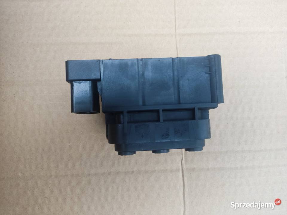 Blok zaworowy airmatic A2513200058 W22 Lift Warszawa