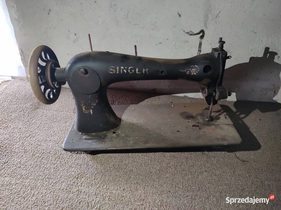 Maszyna do szycia Singer z podstawą Białystok
