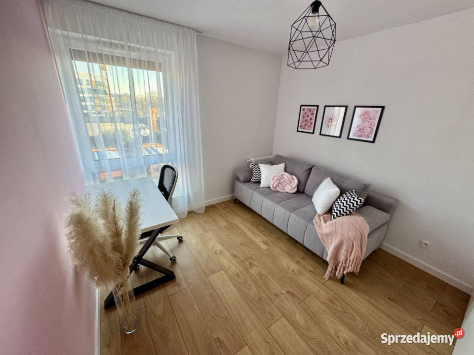 GOTOWE WYPOSAŻONE 4 pokoje 7830 m2 2 balkony