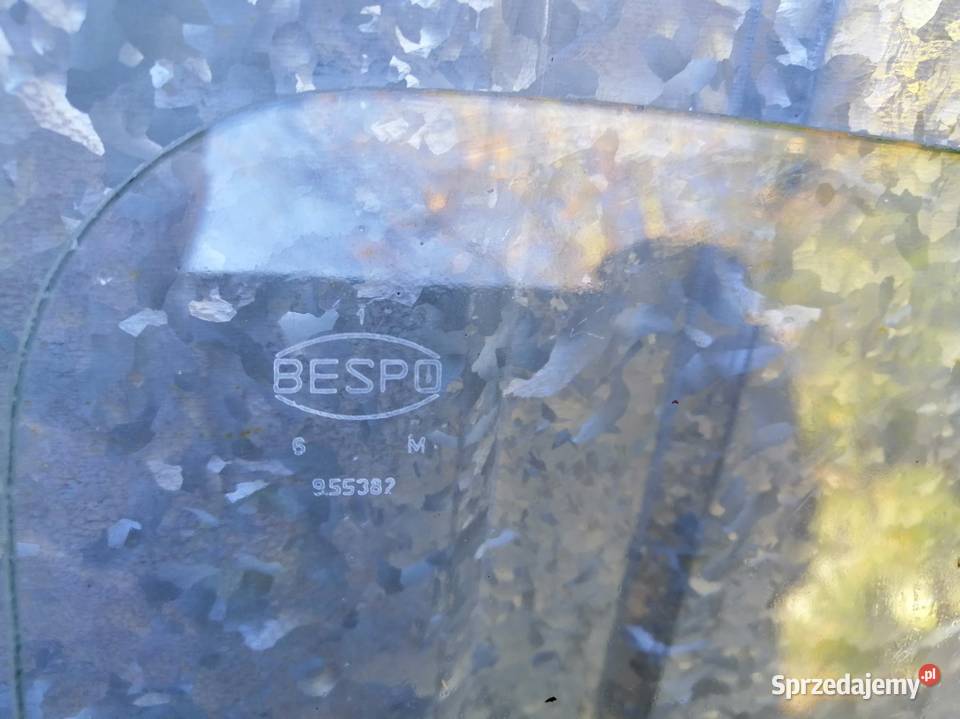 Szyby boczne Fiat 126p Motoryzacja Chorzów