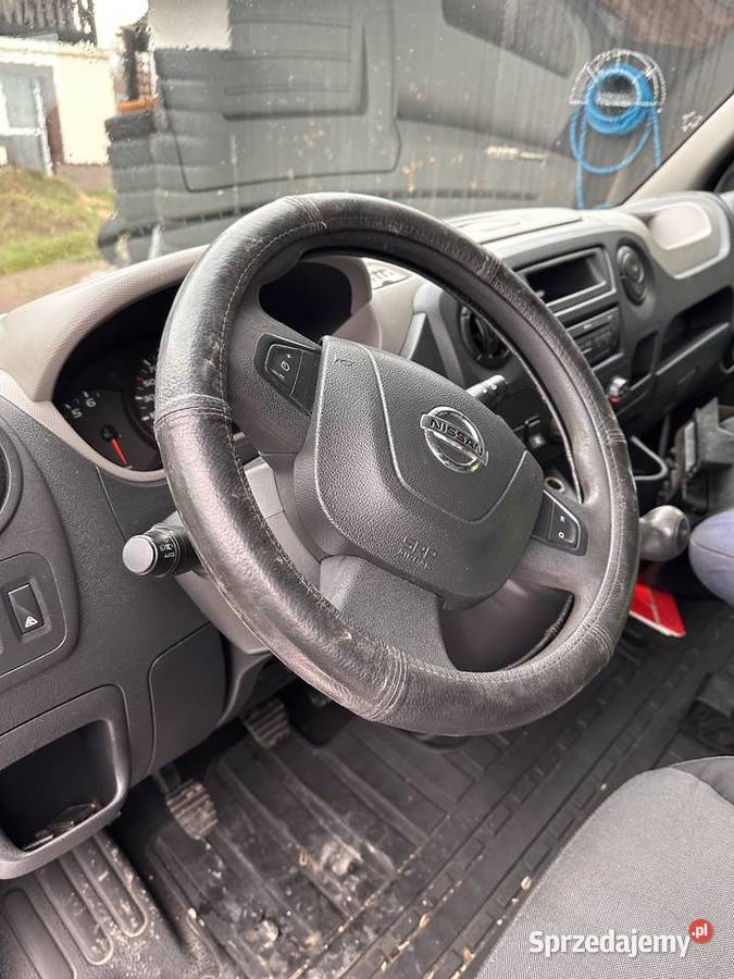 Nissan NV400