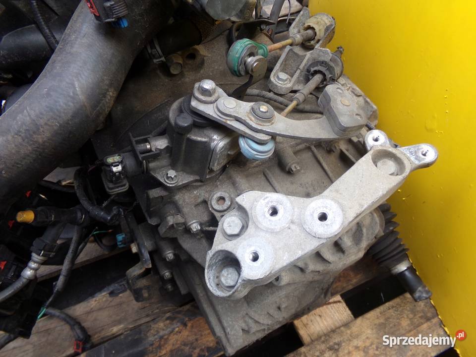 ASTRA J 14 T 17r 140 skrzynia biegow 6 M32 START Suków