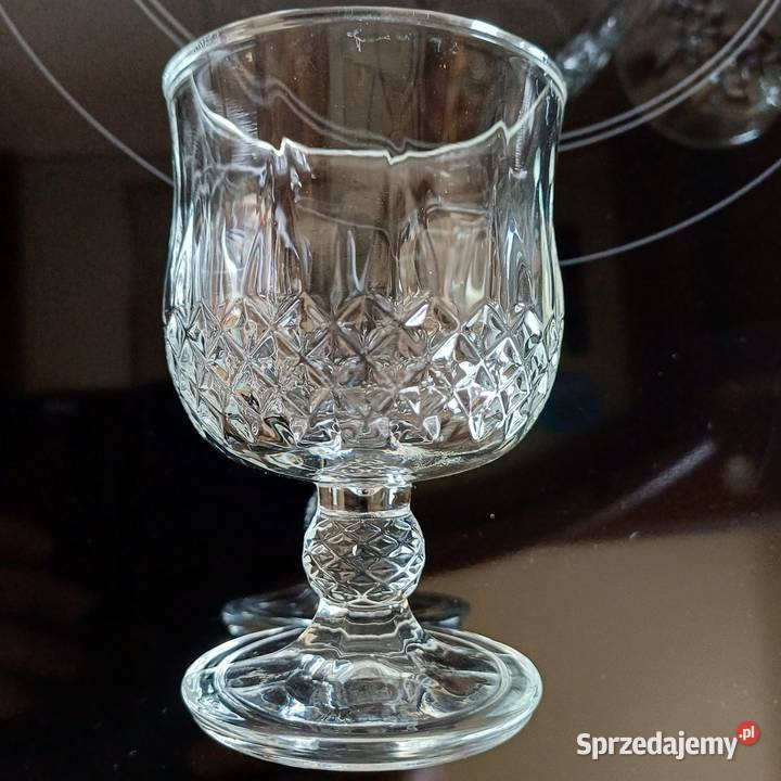Kieliszki NOWE do wina koniaku napoi 6 na nóżce Kieliszki i pucharki Sieradz
