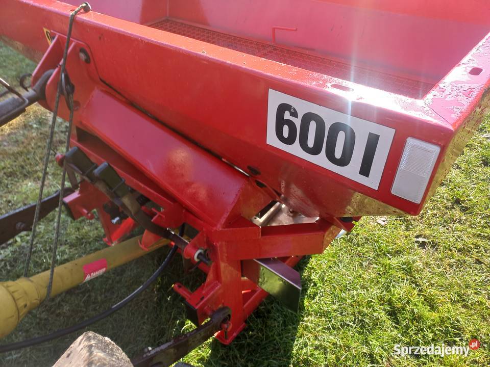 Rozsiewacz nawozów do nawozu Strumyk Tytan 600L Zamość sprzedam