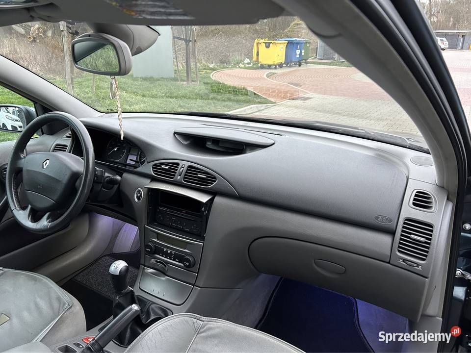 Renault Laguna Salon Polska 20 IDE Laguna Szczecin