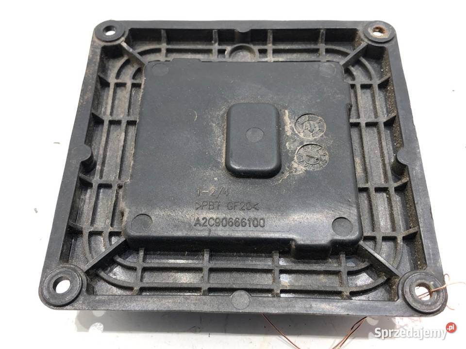 PRZETWORNICA XENON RENAULT MEGANE IV 260559976R osobowe