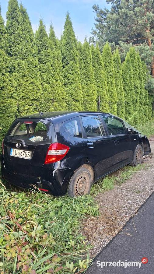 Honda Jazz uszkodzona Hipolitów