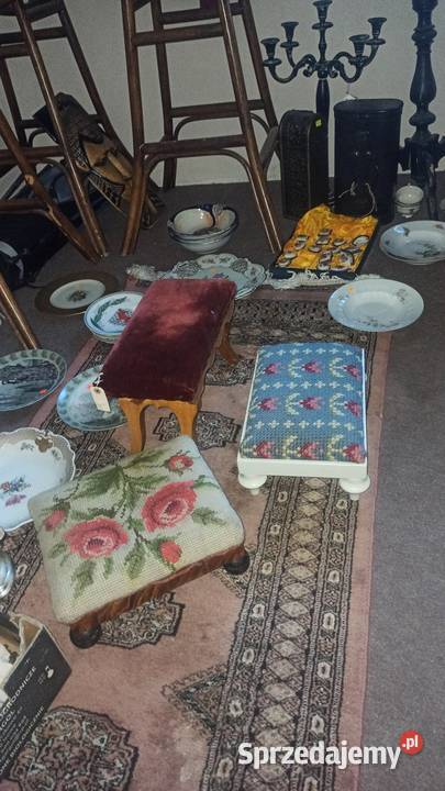 Podnóżek Na nóżkach Drewno białe niebieski Gdańsk