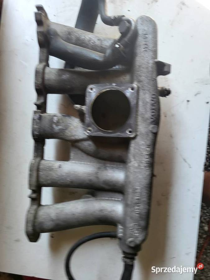 Kolektor ssący VOLVO 09488033 osobowe Kolektory ssące Mielec sprzedam