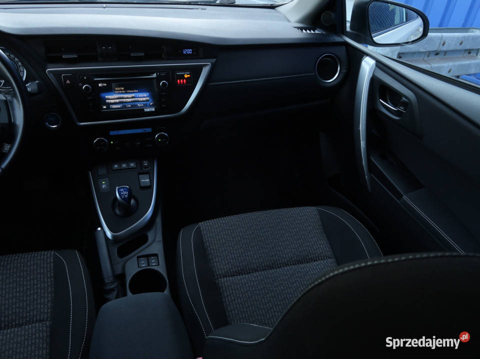 Toyota Auris Hybrid isofix