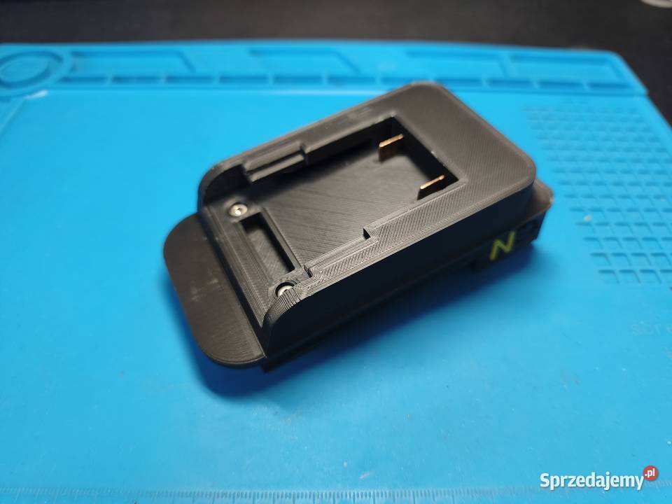 Adapter baterii DeWalt XR urządzeń Stanley Pozostałe Wadowice