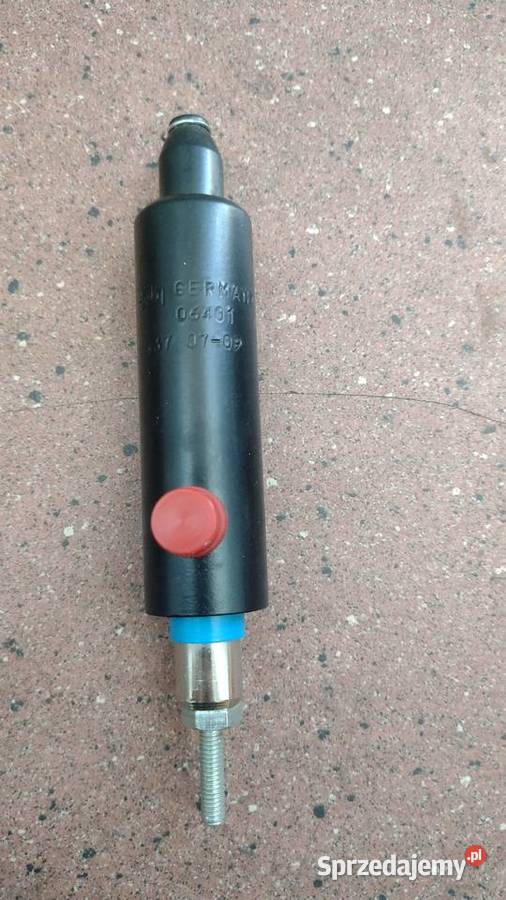 Siłownik cylinder pompy wtryskowej Man Mercedes Kraków