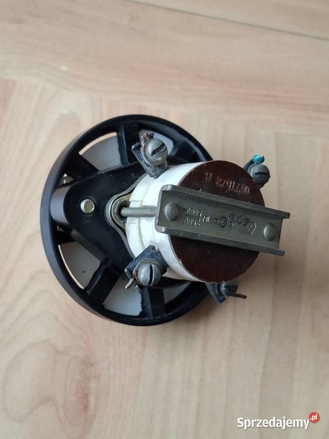 Włącznik pakietowy tablicowy PRL 10A 250500 V śląskie Chorzów