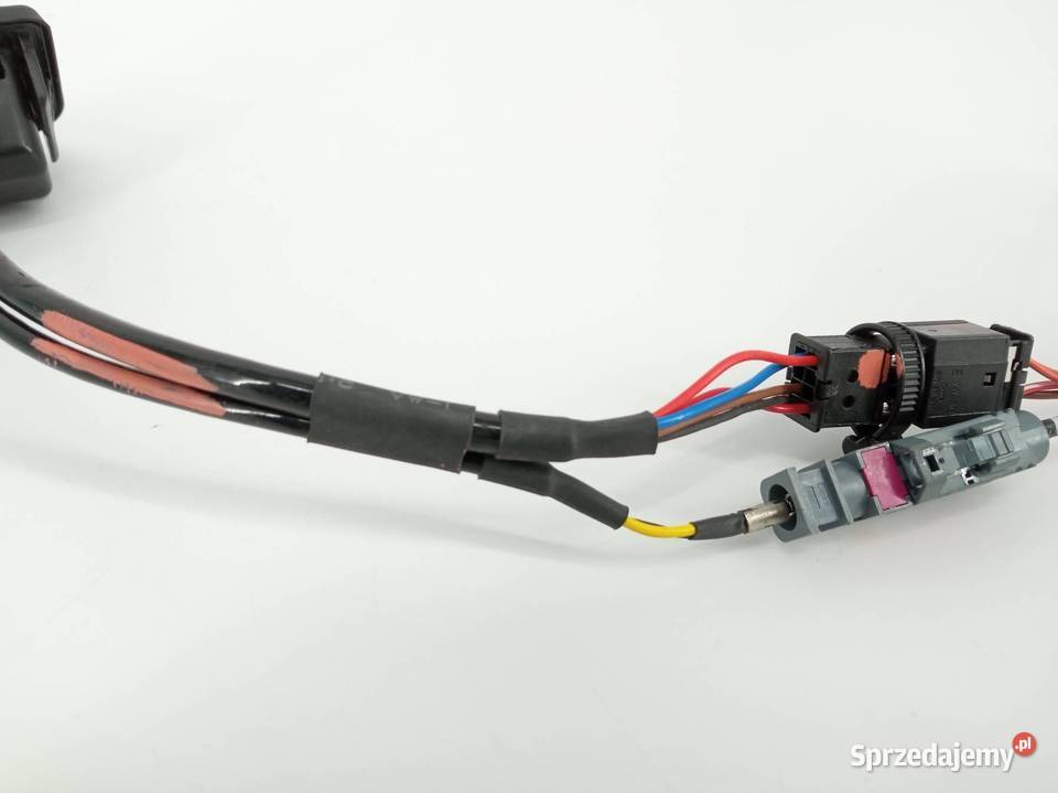 KAMERA COFANIA PRZEŁĄCZNIK 566827566A Skoda