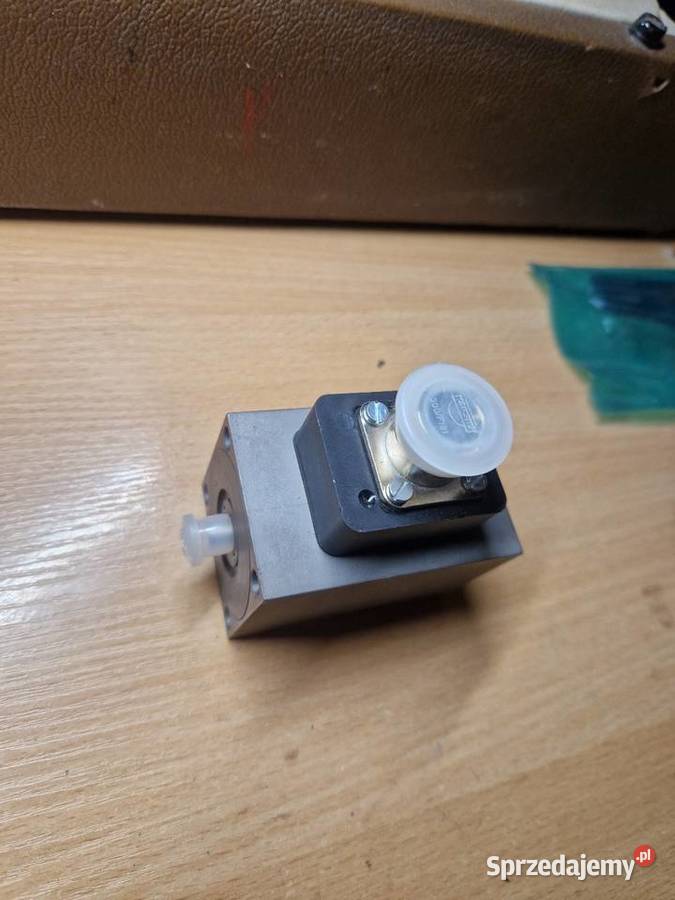 ZAWÓR REGULATORA POMPY LPVD 100 9273187 Bydgoszcz