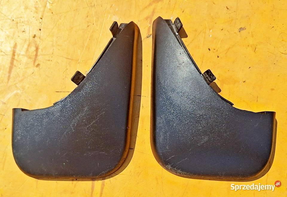 FORD FIESTA FUSION CHLAPACZE TYŁ 2N1J22202AA Karoseria mazowieckie Radom
