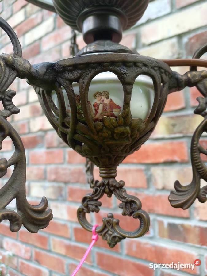 Żyrandol mosiężny metalowy z ceramiką ze Gawroniec