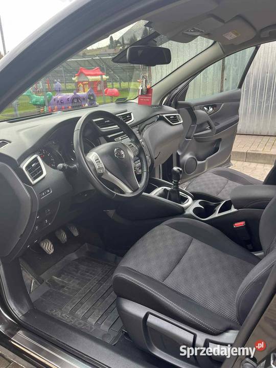 Nissan Qashqai z małym przebiegiem Tuchów