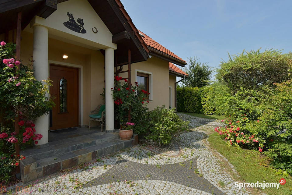 Sprzedam dom wolnostojący Pietrzykowice 22798m2