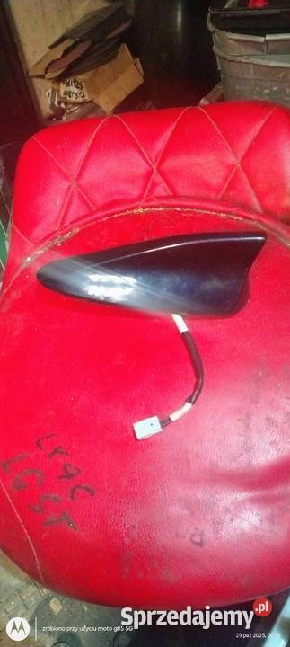 Antena dachowa Mazda 6