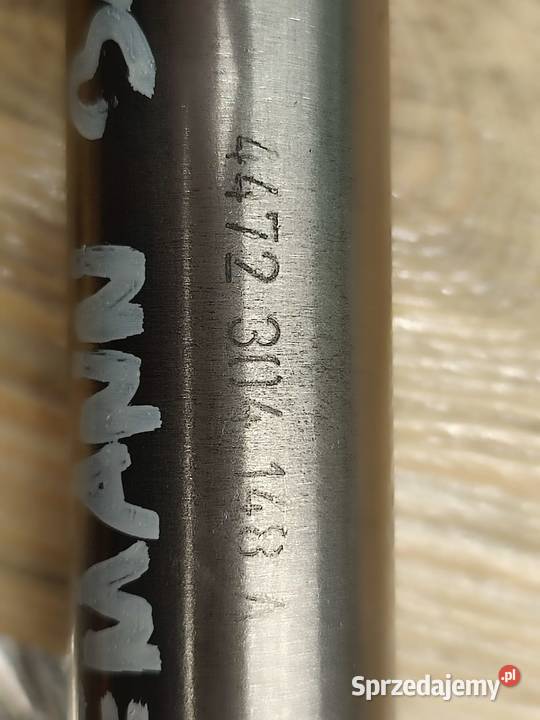 Zwolnica piasta półoś pochwa 4472004095 Pozostałe wielkopolskie Wilkowo