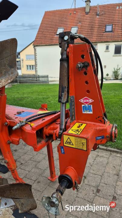 Pług ażurowy Kuhn 4 skibowy Kuhn Pługi małopolskie Myślenice