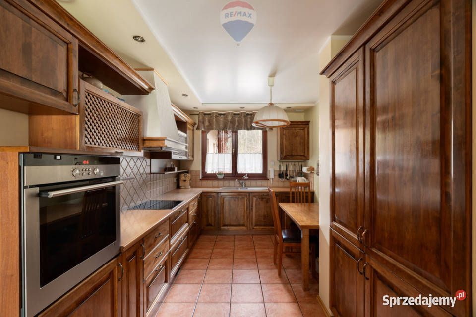 Klimatyczny dom odrębne mieszkanie duża działka wolnostojący Nieruchomości Jerzykowo