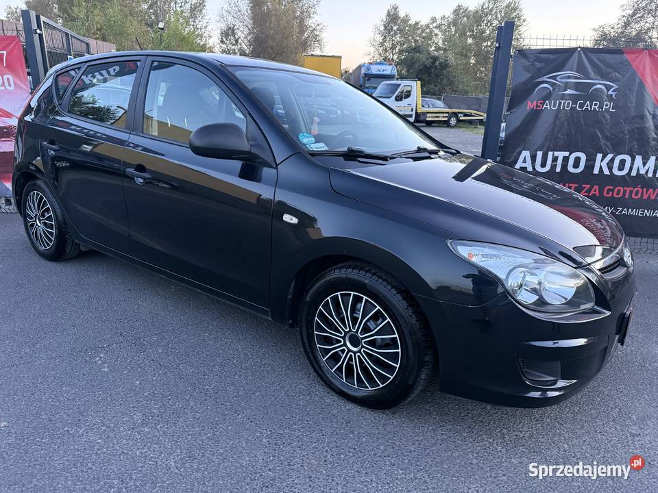 Hyundai I30 Klimatyzacja Elektryka 14 Benzyna Poznań sprzedam