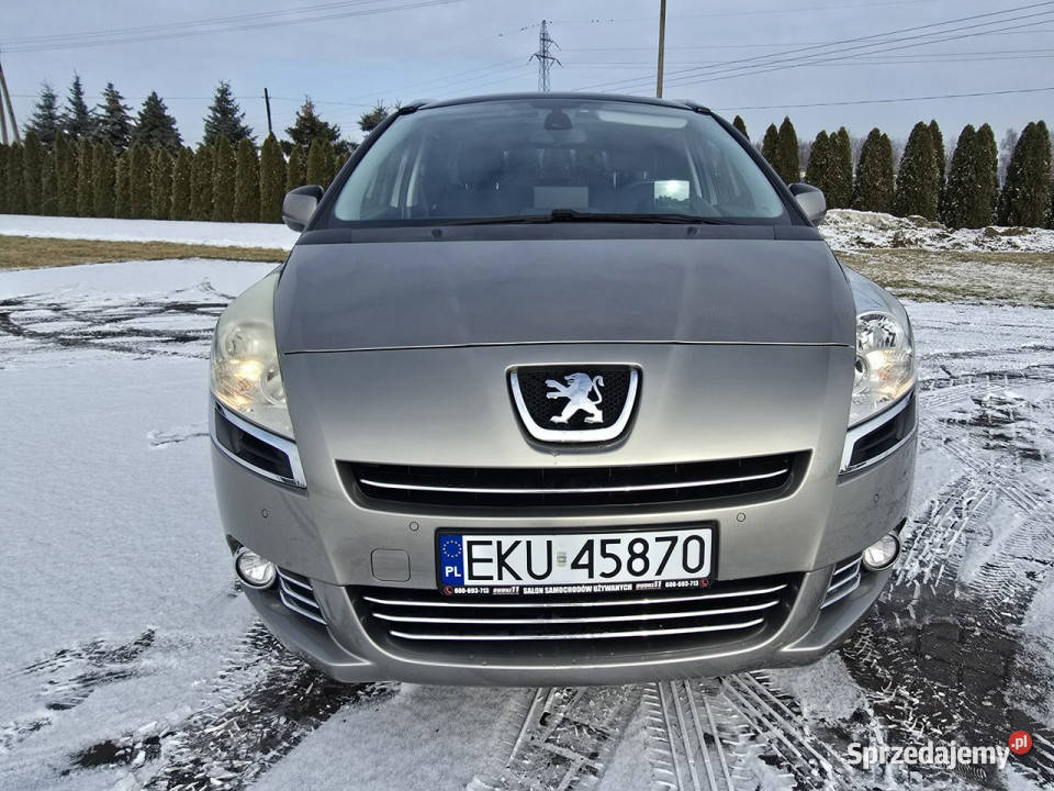 Peugeot 5008 20hdi NaviHeadUP7 FoteliPanorama