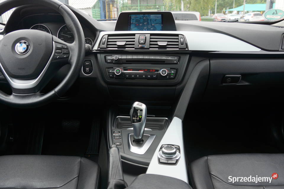 BMW 320d XDrive 20 Diesel 184 4x4 Navi Skóra lakier metallic Nowy Sącz