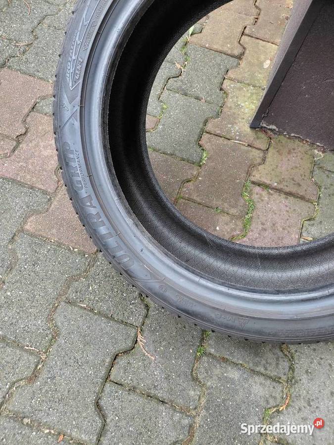 Opony zimowe Goodyear Ultra Grip 215 45 17 17cale Katowice