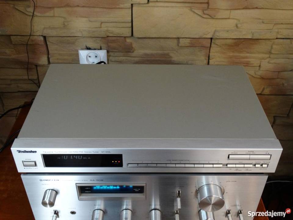 Tuner radiowy cyfrowy Technics ST610 srebrny Jasło