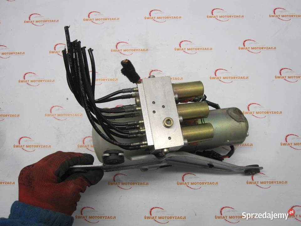 AUDI A4 B6 II 03r pompa dachu 8H0871611 osobowe Kielce