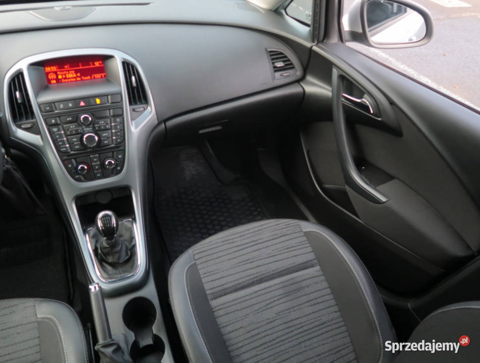 Opel Astra 14 T wielofunkcyjna kierownica Lublin