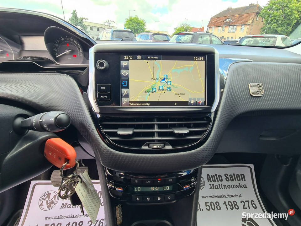 Peugeot 2008 Navi PDC Klimatronik Led Grip wielkopolskie