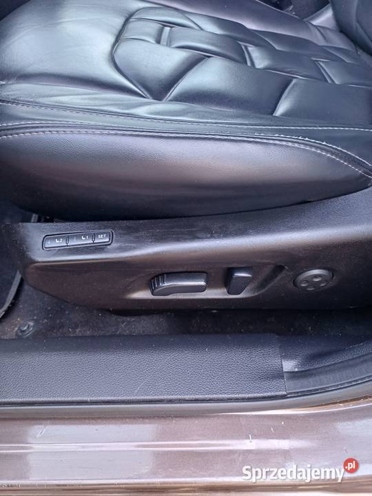 Nissan Qashqai II 16 dCi Xtronic TEKNA 130 2018r brązowy Rozwarzyn