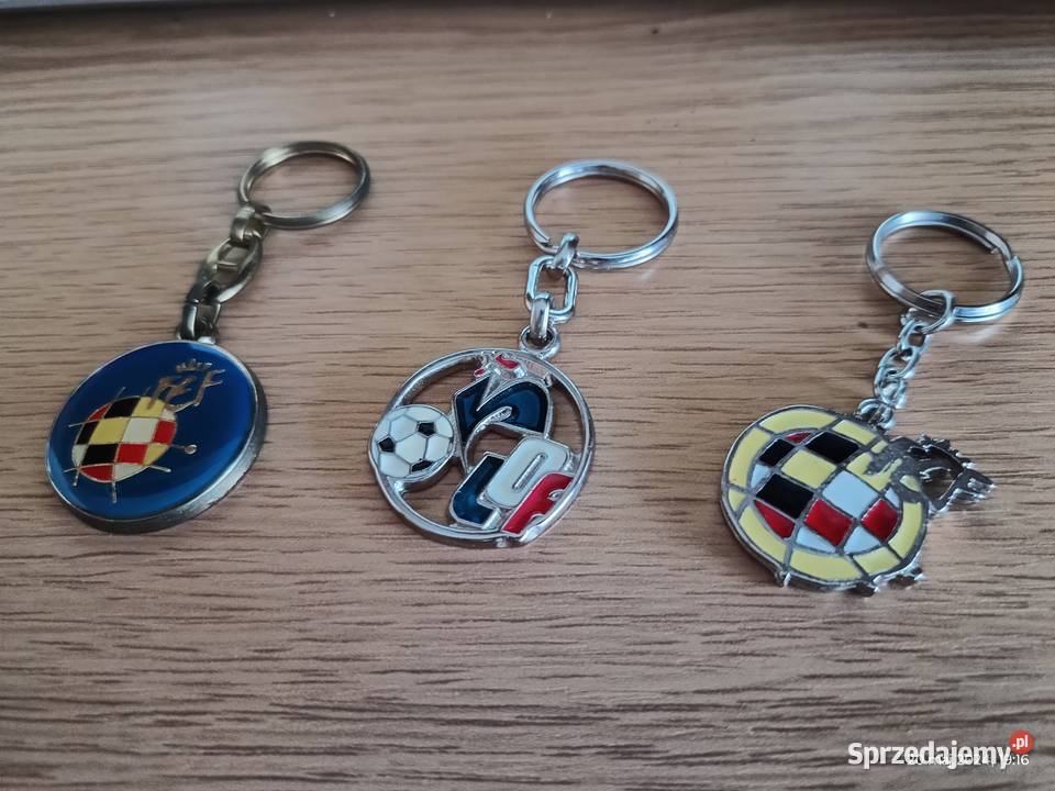 Breloki federacji piłkarskich Hiszpanii i sprzedam