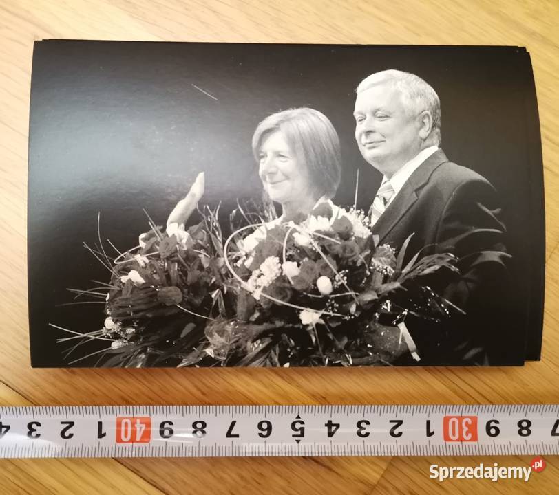 87 OBRAZKI PROPAGANDOWE Z PARĄ PREZEYDENCKĄ Łódź