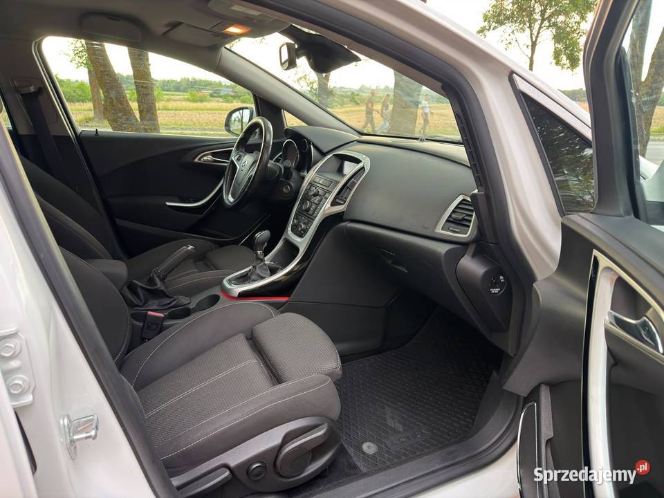 Opel Astra J 16 Turbo 180 2011r OPCLine Super Chełm