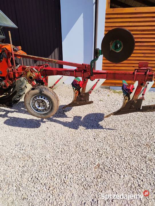 Pług unia tur 3 nieuszkodzony Radomice