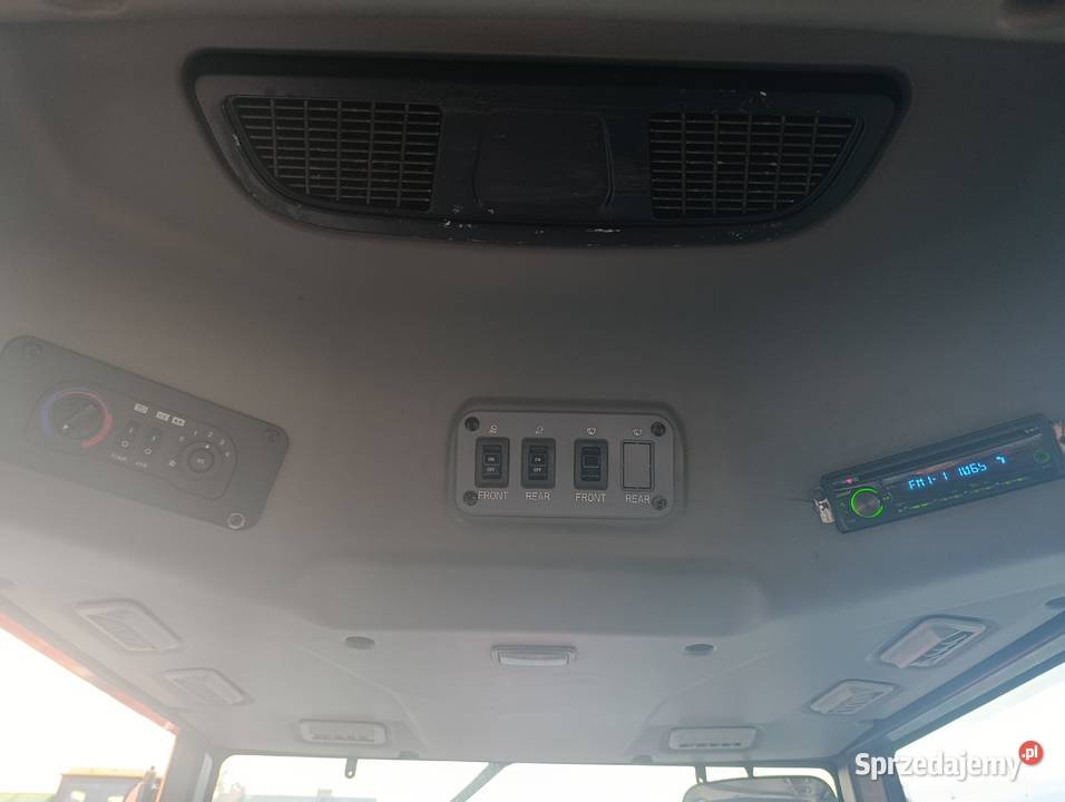 Ciągnik rolniczy branson 5820 c Rawica Nowa sprzedam