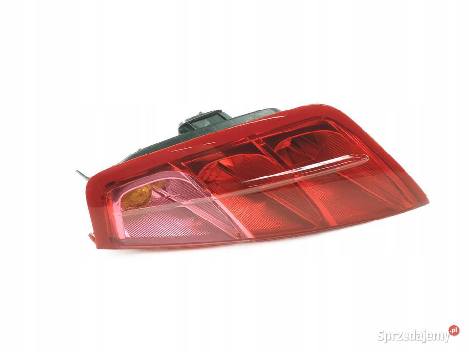 REFLEKTOR PRAWY TYŁ FIAT GRANDE PUNTO 2005 NOWA osobowe