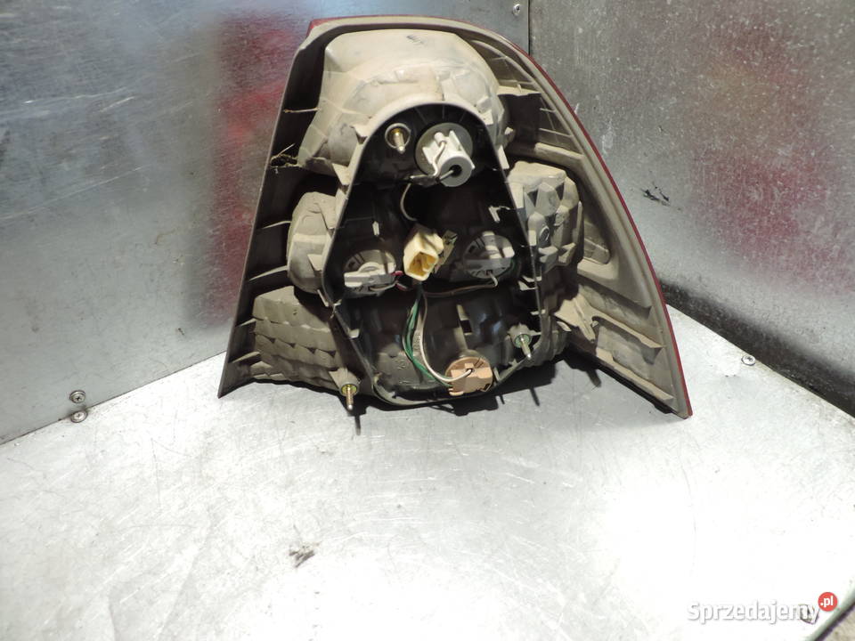 LAMPA LEWA TYLNA TOYOTA COROLLA E12 SEDAN Nowy Sącz