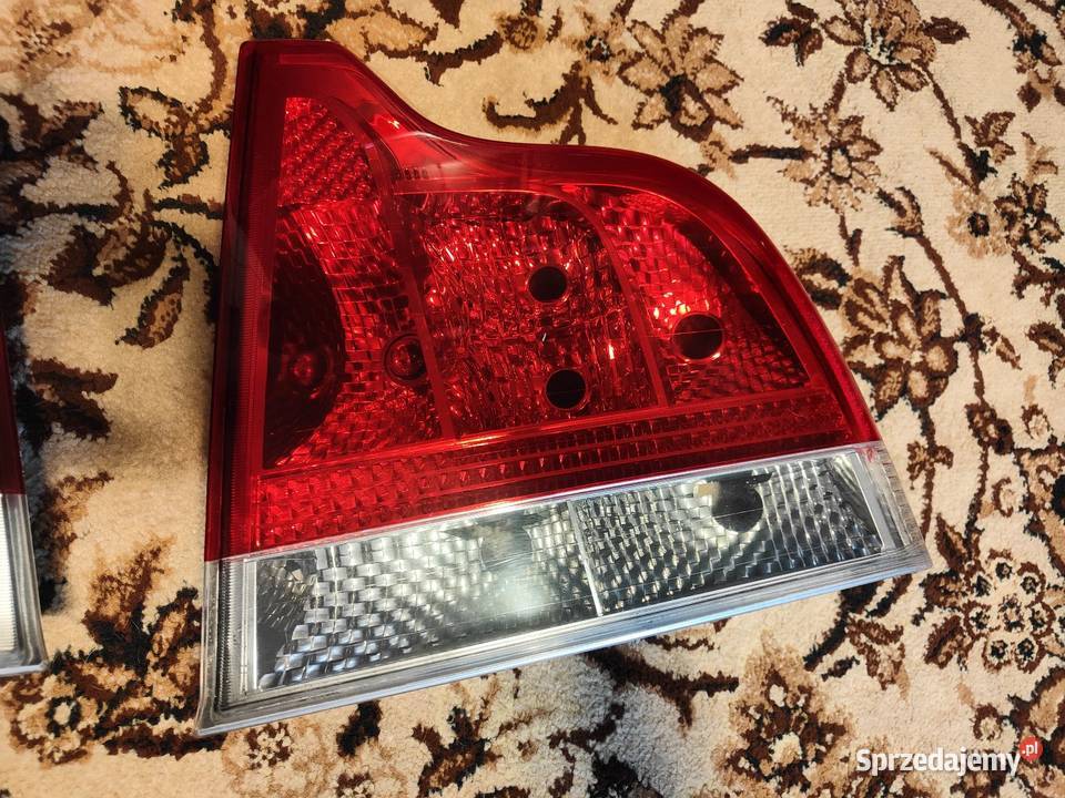 Volvo S60 lampy tylne polift osobowe Lublin