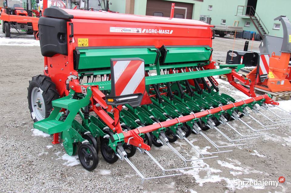 Siewnik zbożowy do zboża AgroMasz 251 271 301 25 Rogóźno