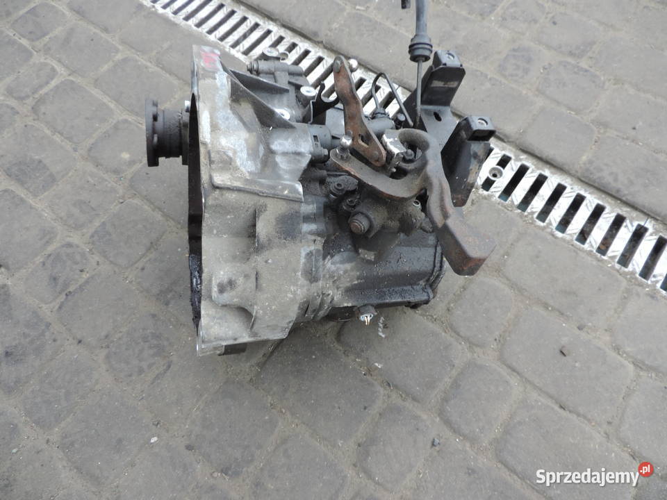 SKRZYNIA BIEGÓW 02T301103K VW POLO 9N 12B 12V
