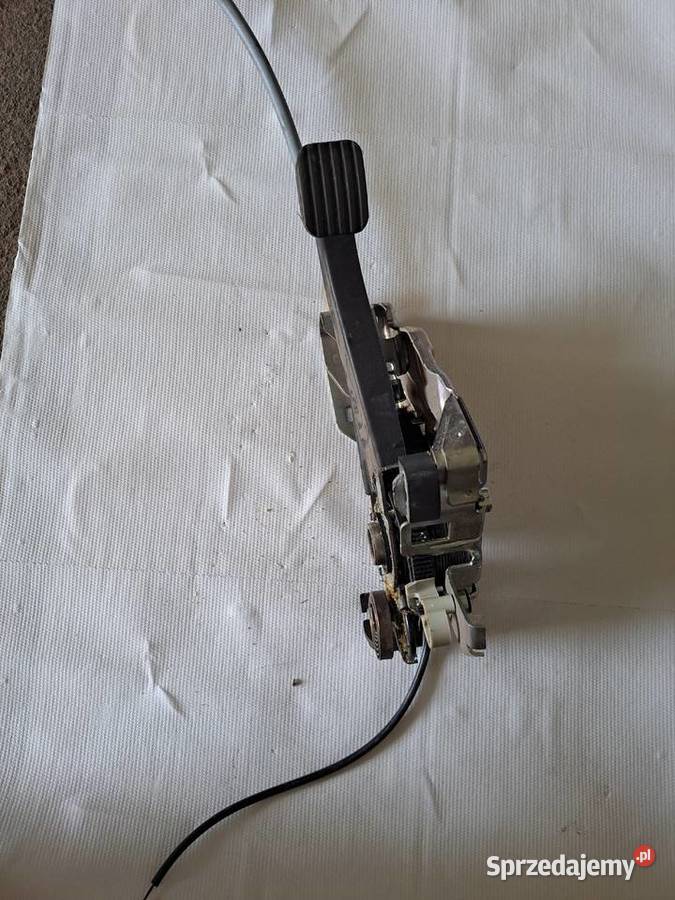 Pedał hamulca ręcznego Mercedes w204 pomorskie Rąty