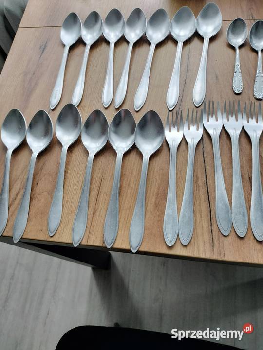 Łyżki widelce łyżeczki aluminiowe prl